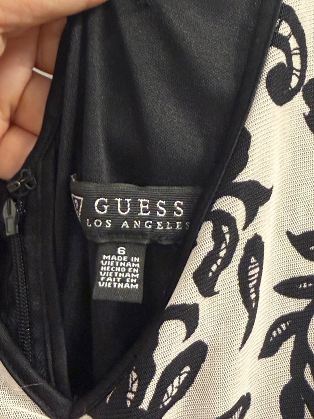 GUESS Floral ruched long sleeve V-neck dress - Picture 4 of 8